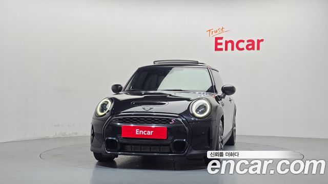 Mini Cooper 2023 — photo 3