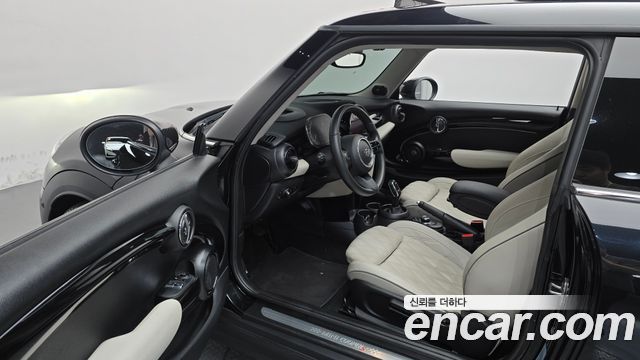 Mini Cooper 2023 — photo 10