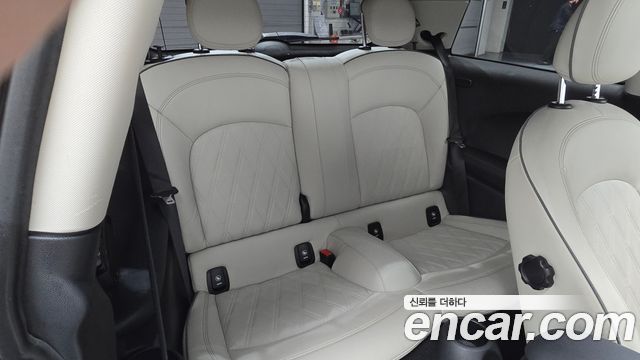 Mini Cooper 2023 — photo 11
