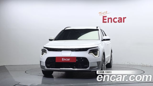 Kia Niro 2023 — photo 3