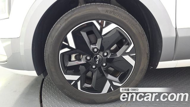 Kia Niro 2023 — photo 5