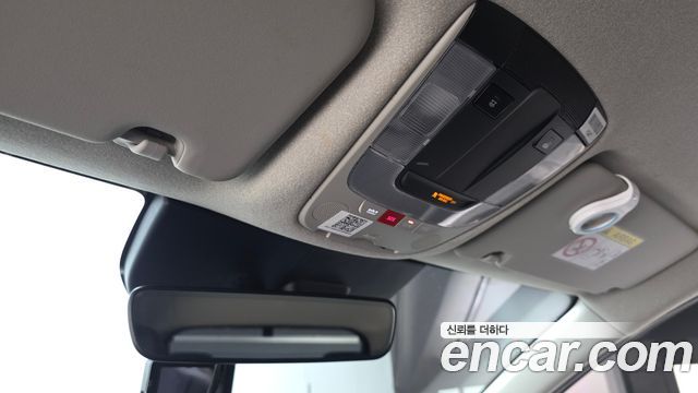 Kia Niro 2023 — photo 18