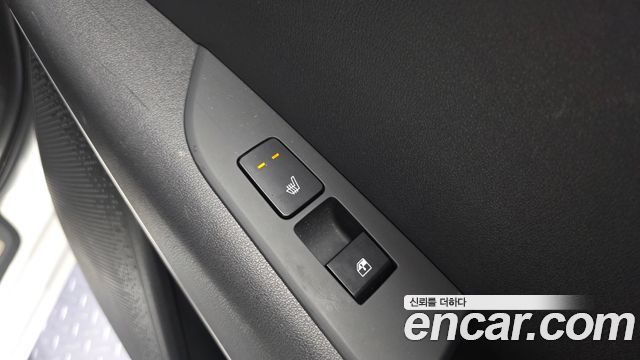 Kia Niro 2023 — photo 19