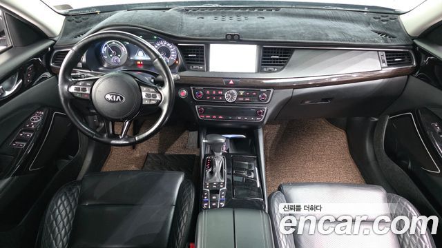 Kia K7 2017 — photo 10