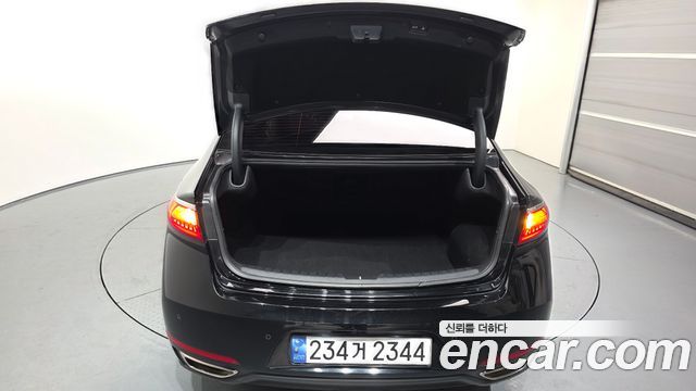Kia K7 2017 — photo 26