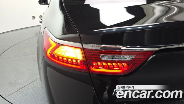 Kia K7 2017 — photo 9