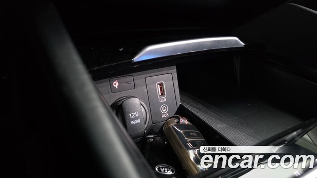 Kia K7 2017 — photo 16
