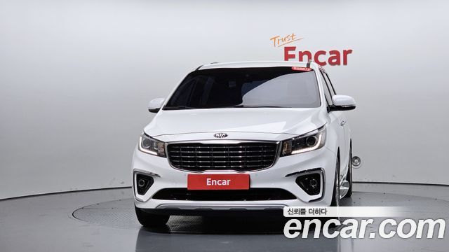 Kia Canival 2019 — photo 3