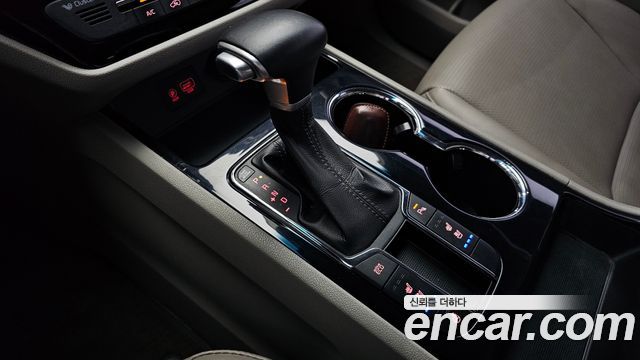 Kia Canival 2019 — photo 12