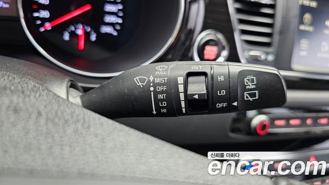 Kia Canival 2019 — photo 28