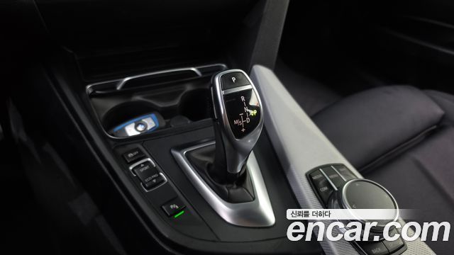BMW 3-Series 2017 — photo 9