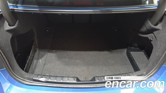 BMW 3-Series 2017 — photo 20