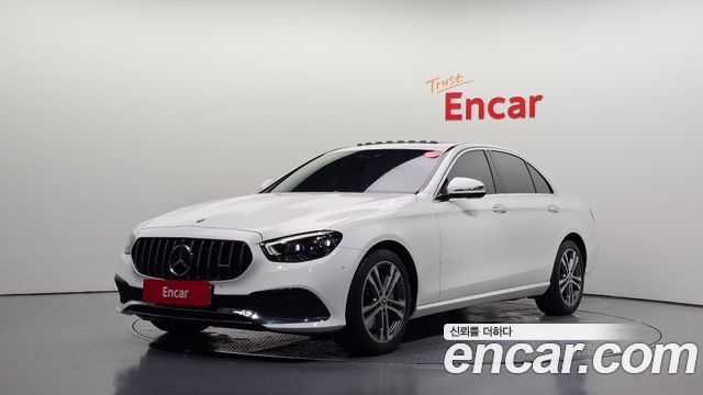Mercedes-Benz E-Class 2021 — photo 1