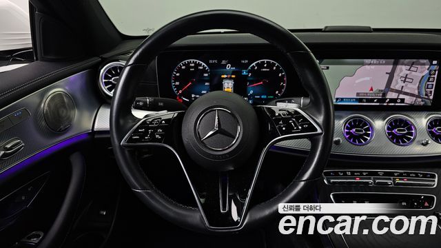 Mercedes-Benz E-Class 2021 — photo 14