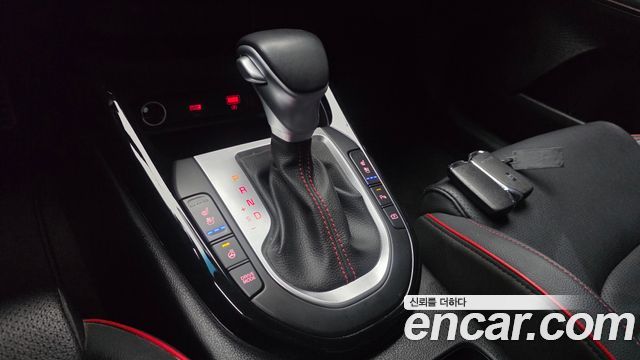 Kia K3 2022 — photo 12