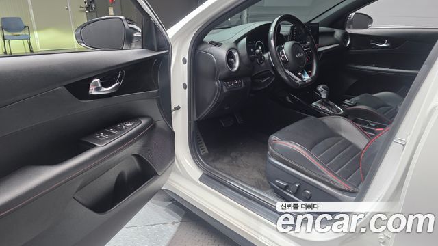 Kia K3 2022 — photo 13