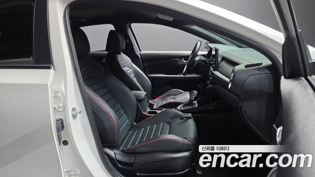 Kia K3 2022 — photo 16
