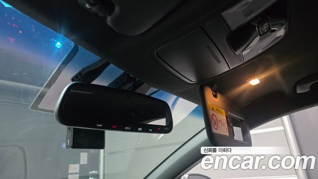 Kia K3 2022 — photo 29