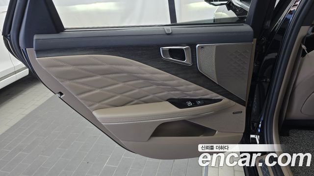 Kia K8 2022 — photo 15