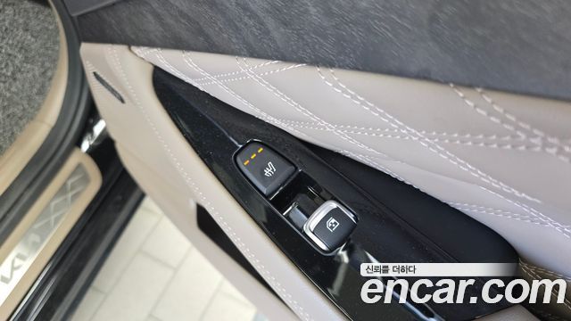 Kia K8 2022 — photo 31