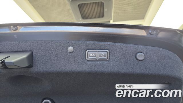 Kia K8 2022 — photo 36