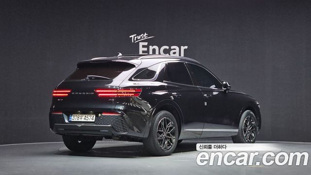 Genesis GV70 2021 — photo 2