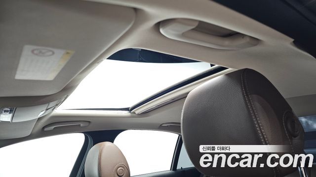 Mercedes-Benz E-Class 2017 — photo 32