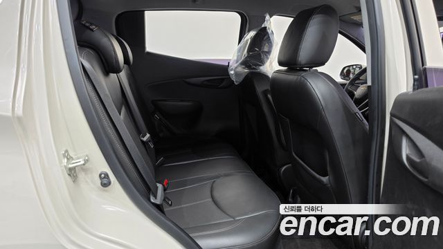 Chevrolet Korea Spark 2016 — photo 12