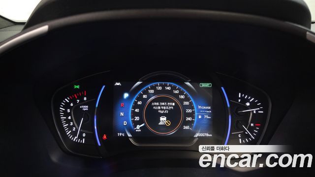 Hyundai Santafe 2019 — photo 11