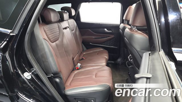 Hyundai Santafe 2019 — photo 18