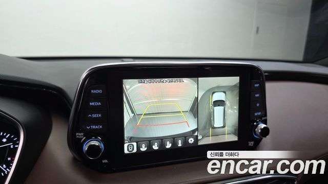 Hyundai Santafe 2019 — photo 22