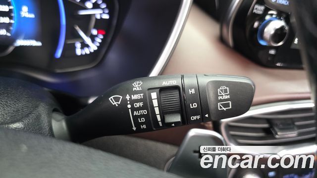 Hyundai Santafe 2019 — photo 27