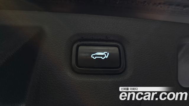 Hyundai Santafe 2019 — photo 32
