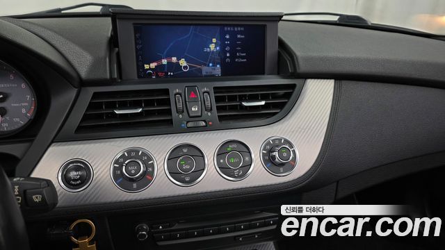 BMW Z4 2012 — photo 13
