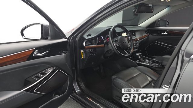 Kia K7 2016 — photo 13