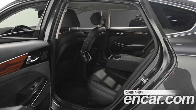 Kia K7 2016 — photo 17