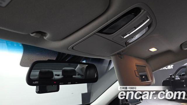 Kia K7 2016 — photo 24