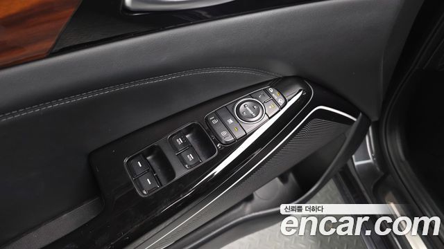 Kia K7 2016 — photo 27