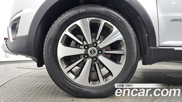 KG Mobility KORANDO 2014 — photo 5