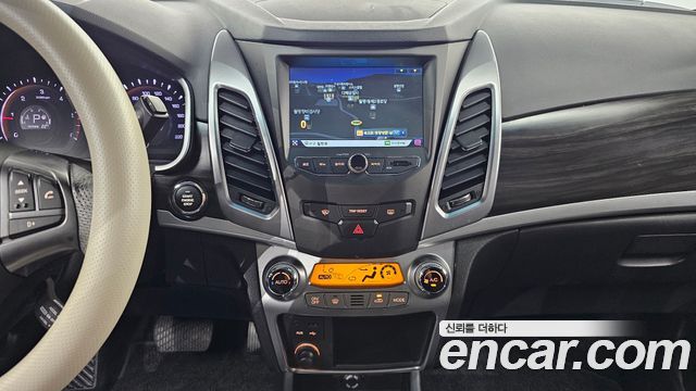KG Mobility KORANDO 2014 — photo 16