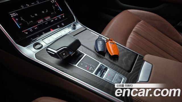 Audi A6 2021 — photo 12