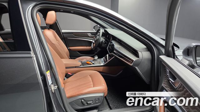 Audi A6 2021 — photo 18