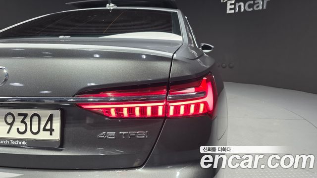Audi A6 2021 — photo 9