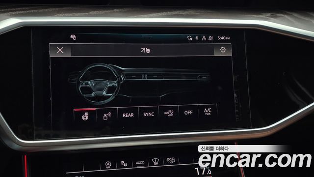 Audi A6 2021 — photo 27