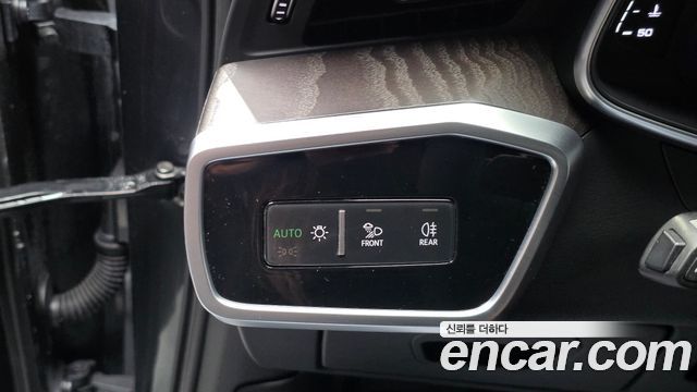 Audi A6 2021 — photo 29