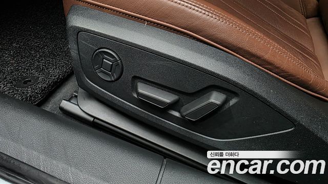 Audi A6 2021 — photo 33