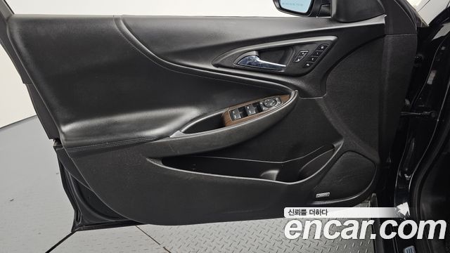 Chevrolet Korea Malibu 2017 — photo 14