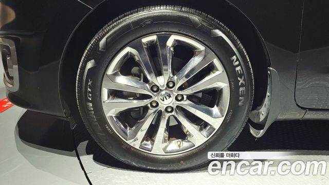 Kia Canival 2016 — photo 5