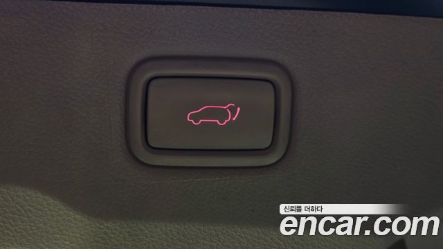 Kia Canival 2016 — photo 23