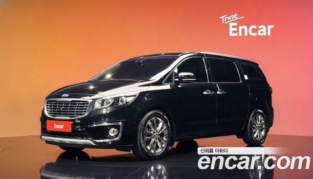 Kia Canival 2016 — photo 1
